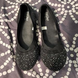 Womens 7.5 black flats